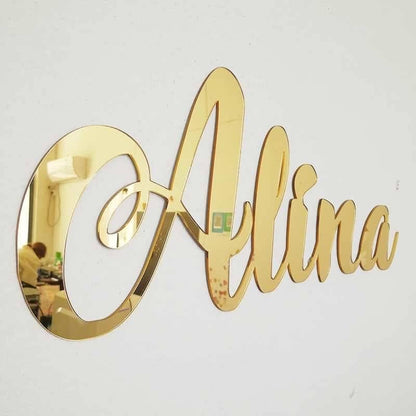 NOMBRE DORADO PERSONALIZADOS