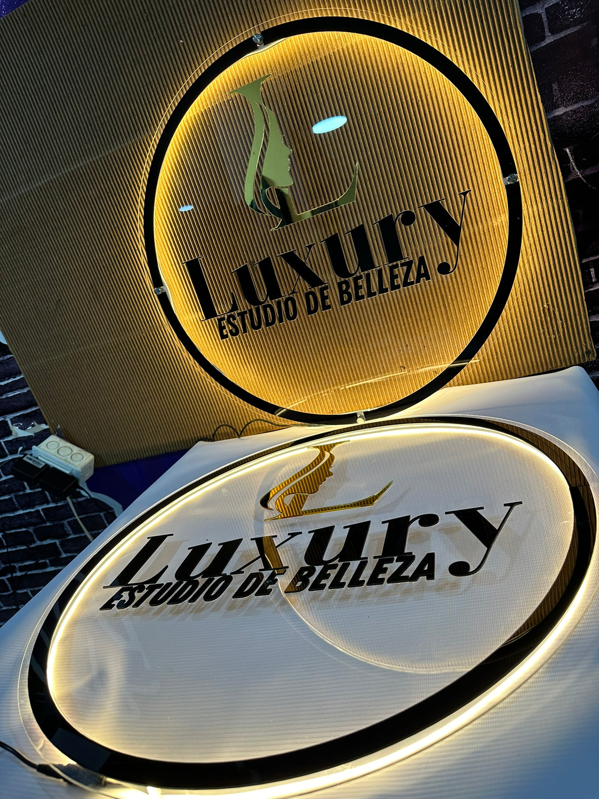 LOGOS EN ACRILICOS